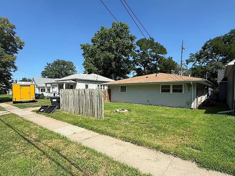 2748 Apple St #1 — Photo 9