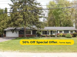 38300 Hazel St, Harrison Township, MI 48045