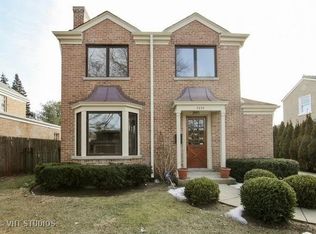 2045 Central Ave, Wilmette, IL