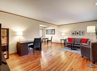4116 Fremont Ave N APT 5, Seattle, WA 98103