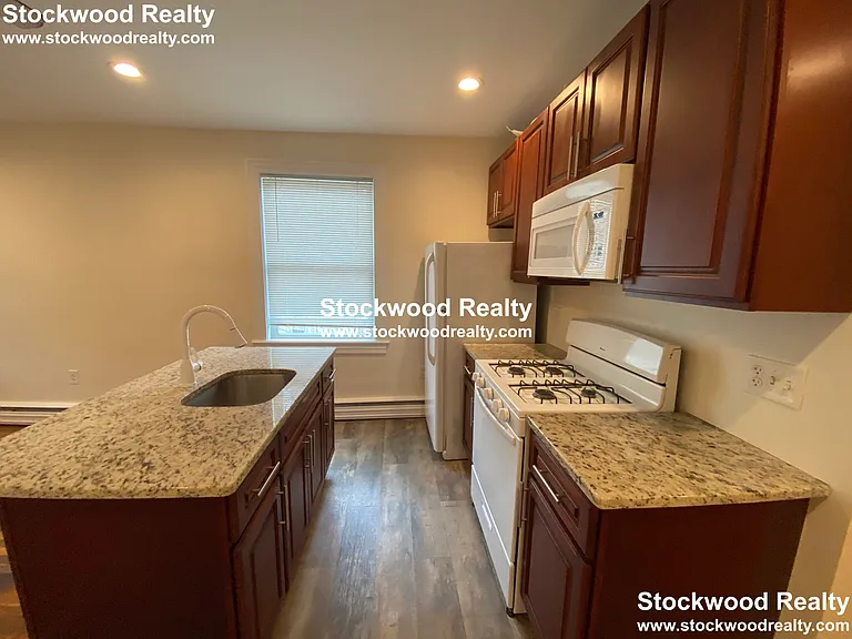 90 Lyndhurst St #4 — Photo 44