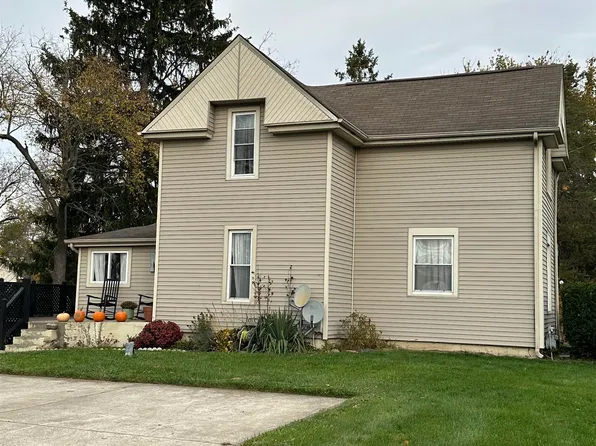 5838 County Road 427, Auburn, IN 46706