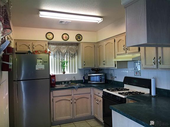 5th image of 1144 E Liberty St