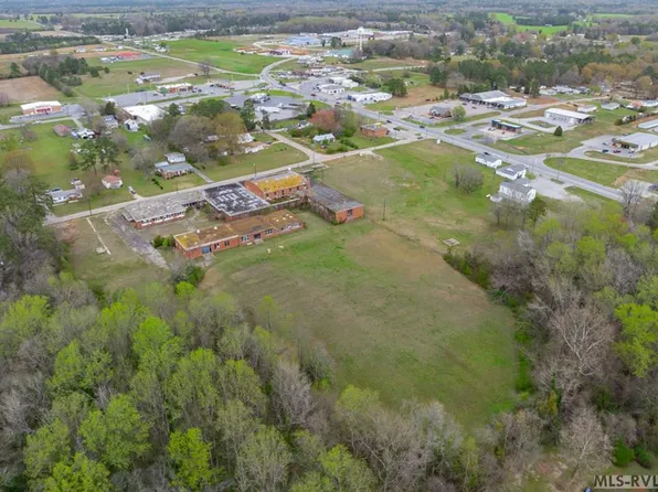 200 School St, Gaston, NC 27832