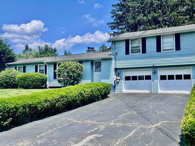 239 Bates Drive, Cheshire, CT, 06410