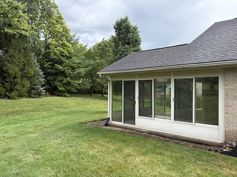 1324 Rosalind Dr — Photo 25