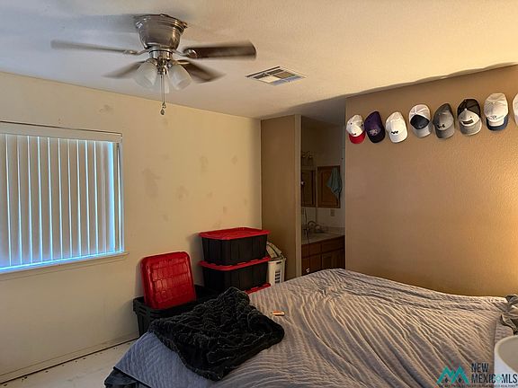 4th image of 601 Country Club Blvd