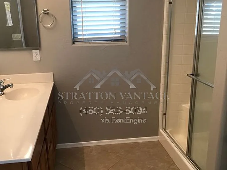 1101 E Elm Rd — Photo 10