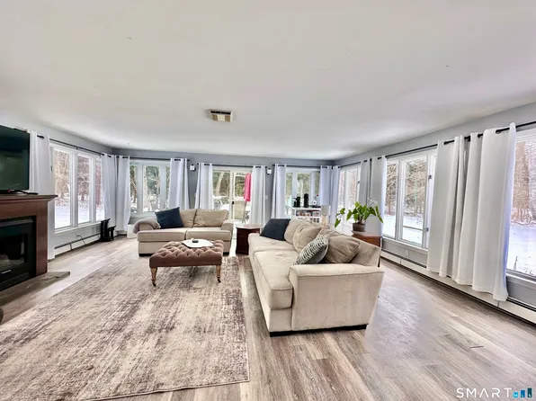 453 Route 81, Killingworth, CT 06419