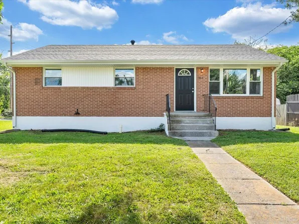 1404 Orchard Dr, Salem, VA 24153