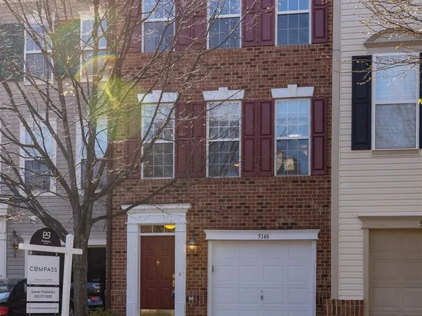 5140 Donovan Dr, Alexandria, VA 22304