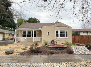 1121 Humboldt St, Santa Rosa, CA 95404
