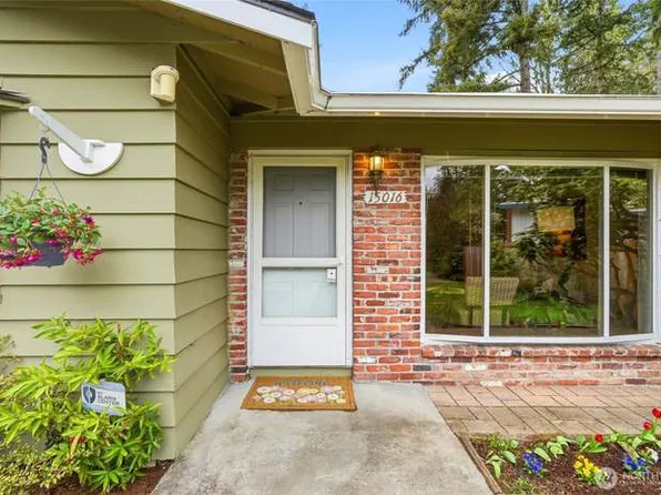 15016 SE 14th St, Bellevue, WA 98007