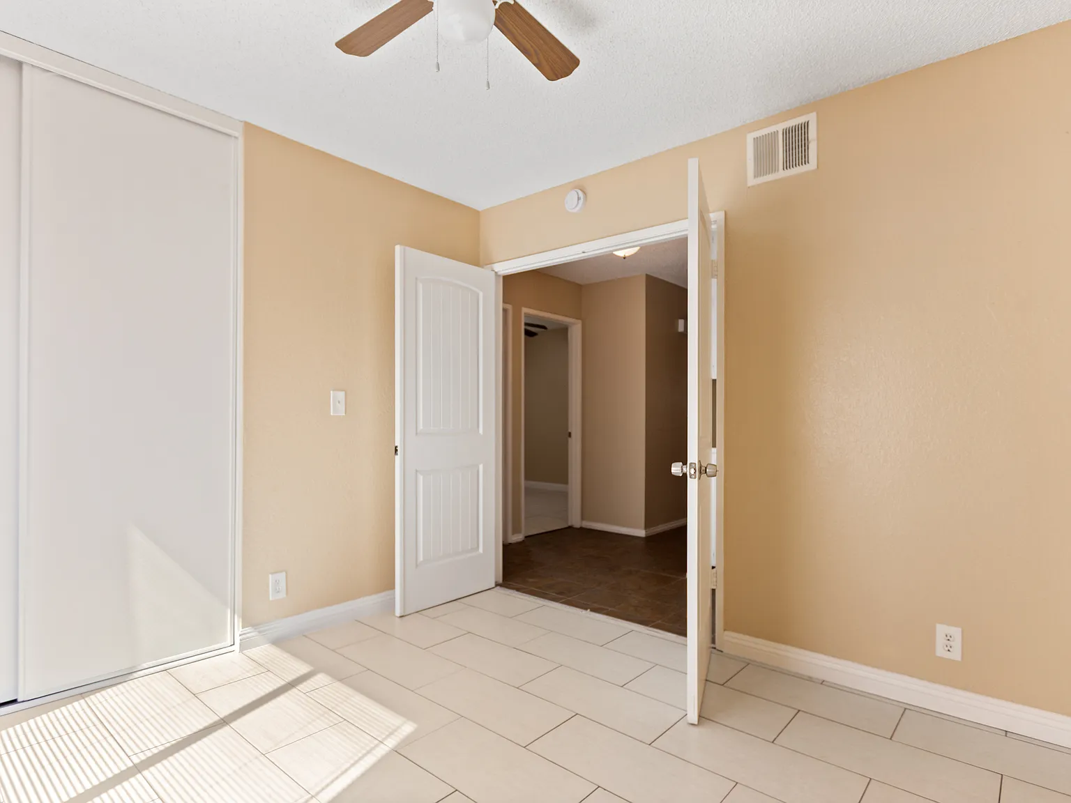 4 bed, 1547 sqft, $3,500 — Photo 3