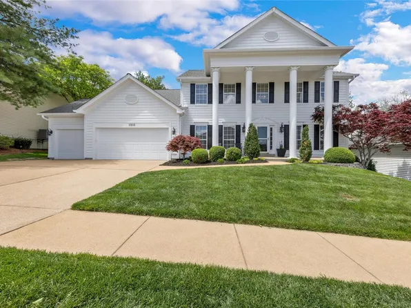 17212 Lafayette Trails Dr, Glencoe, MO 63038