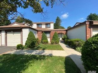 307 Gotham Way, Saint James, NY 11780