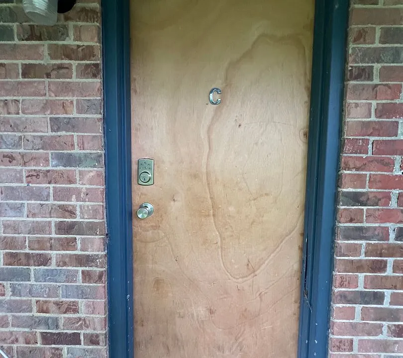 189 W Patterson Ave
