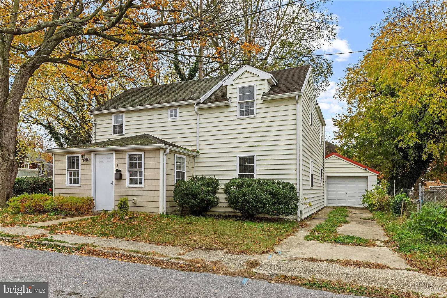 131 4th St photo 1