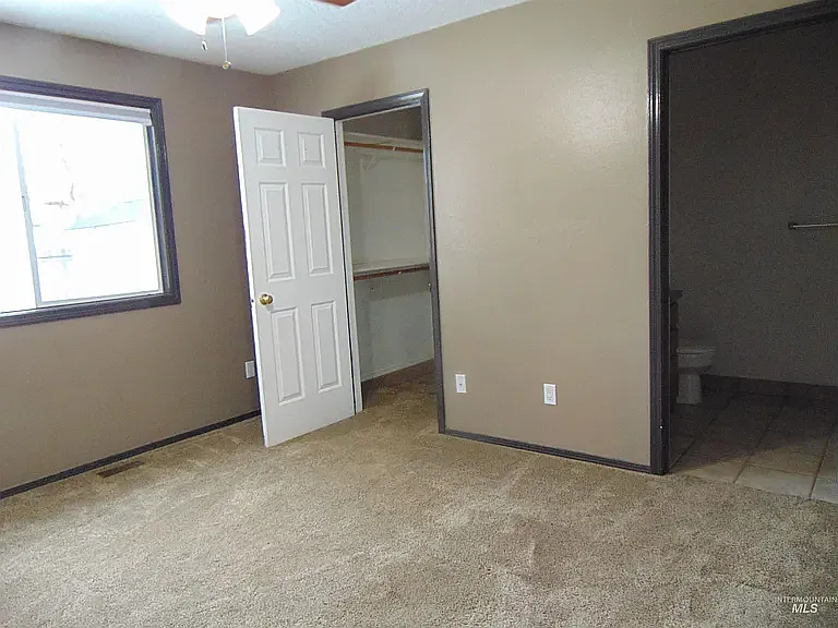 7480 Bay Meadows Dr — Photo 15
