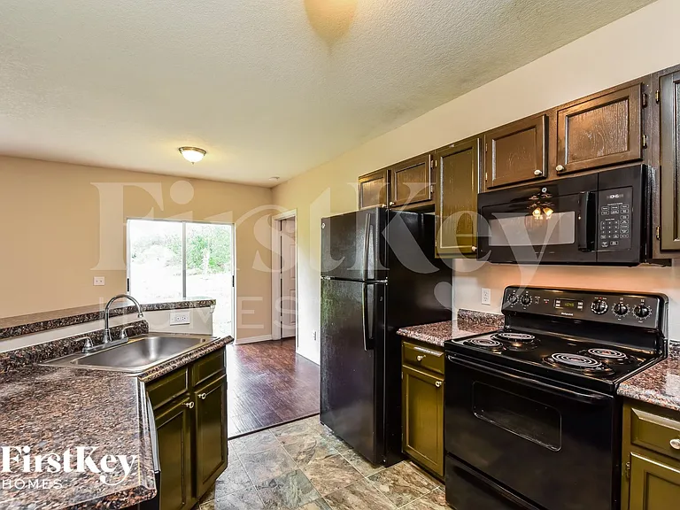 6840 Abady Ln — Photo 6