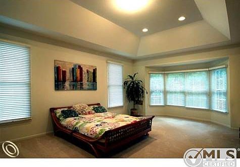 4.MASTER BEDROOM.jpg