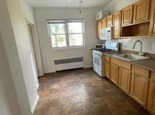 16 Van Houten Ave, Jersey City, NJ 07305