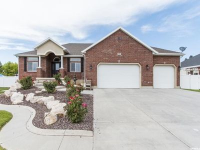 924 W 2860 S, Syracuse, UT, 84075