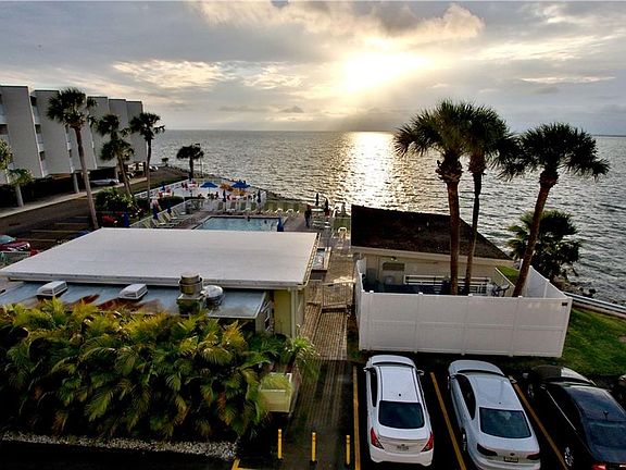 2nd image of 2506 N Rocky Point Dr #362