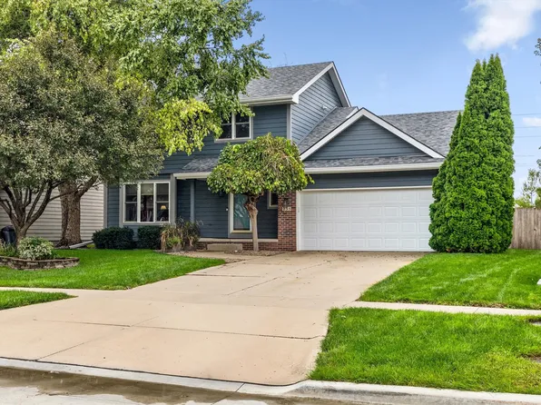 235 Linden Dr, Waukee, IA 50263