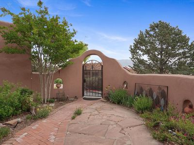 1 Santa Ana Trl N, Corrales, NM, 87048