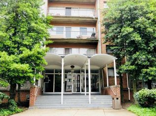 5831 Quantrell Ave, Alexandria, VA 22312