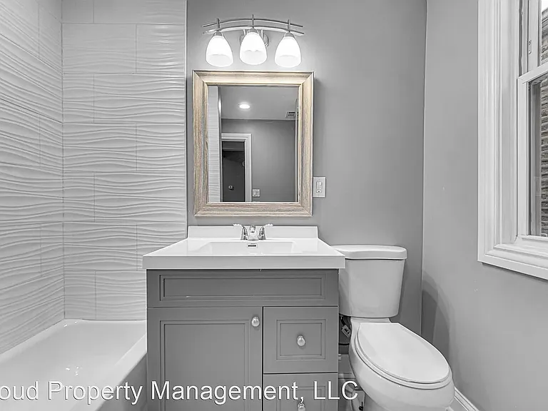 4350 S California Ave #1R — Photo 6
