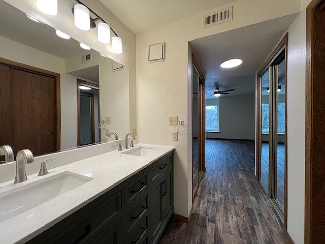3951 Fairway Hills Dr — Photo 20
