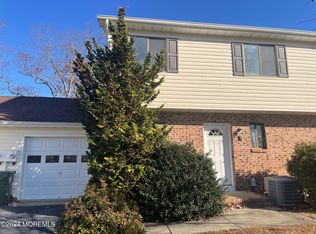 7 Lynne Ct, Howell, NJ 07731