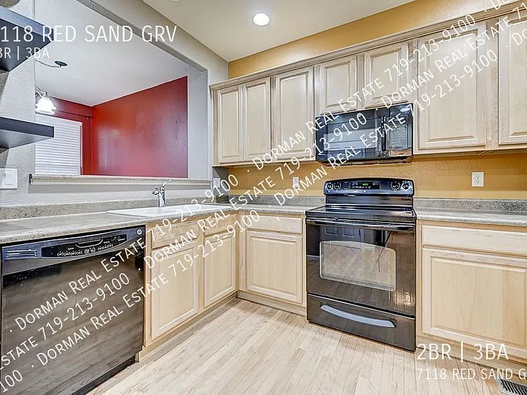 7118 Red Sand Grv — Photo 4