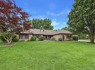 1602 Greenbrier Dr, O Fallon, IL 62269