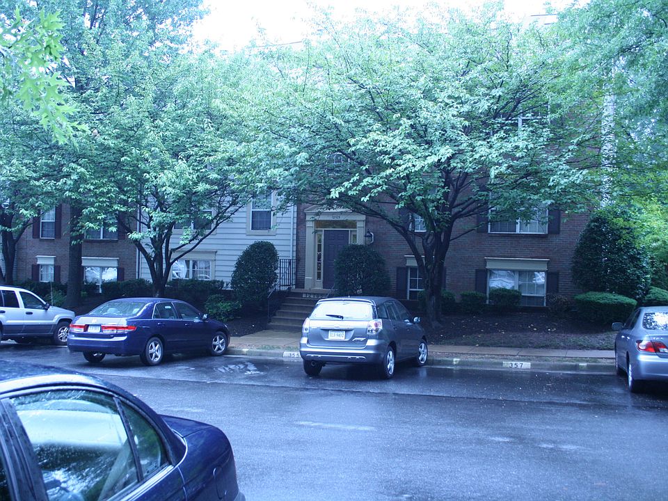 1st image of 12105 Green Leaf Ct Suite 73