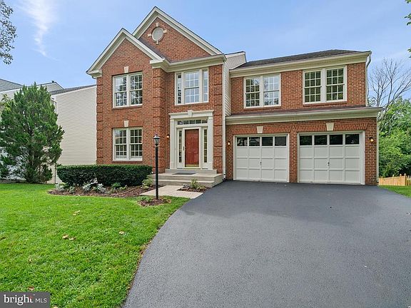 2nd image of 43099 Weatherwood Dr