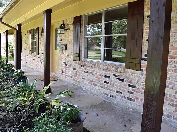 2nd image of 5555 Sul Ross Ln