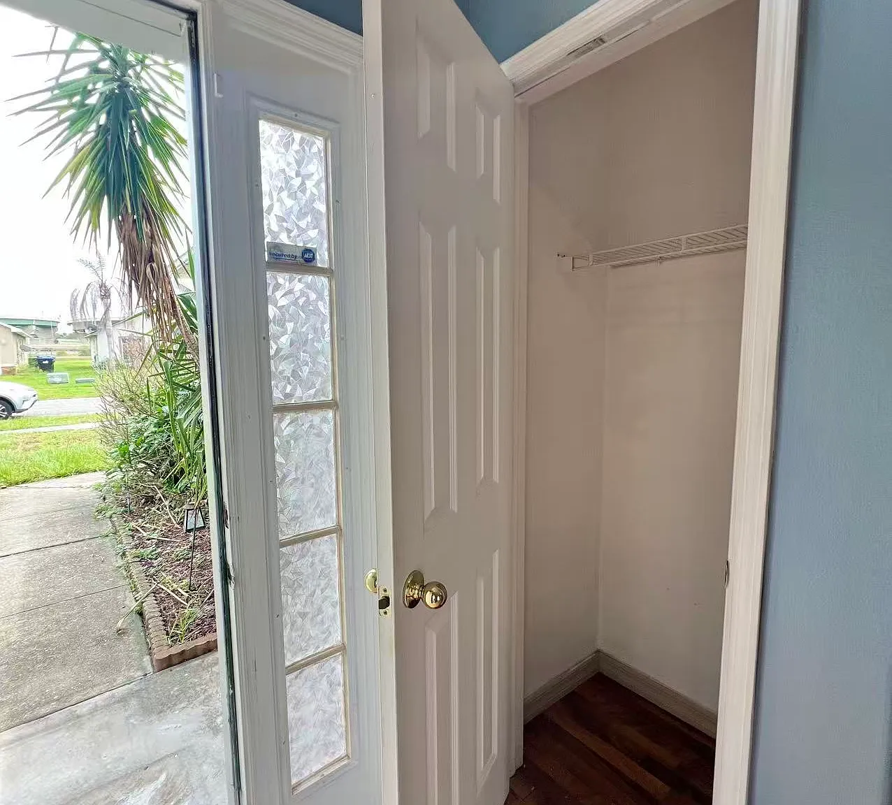 3 bed, 1376 sqft, $2,300 — Photo 4