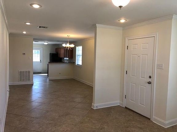 5th image of 6671 Gen Haig St