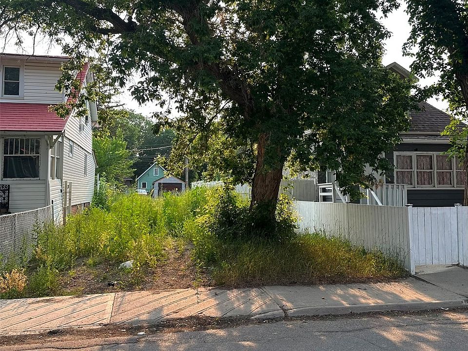 2nd image of 1760 Toronto Street