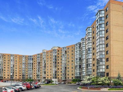 3330 N Leisure World Blvd #5-908, Silver Spring, MD, 20906