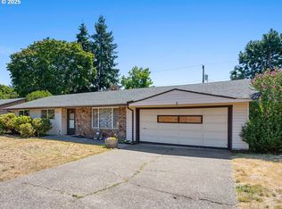 8501 NE Lewis Dr, Vancouver, WA