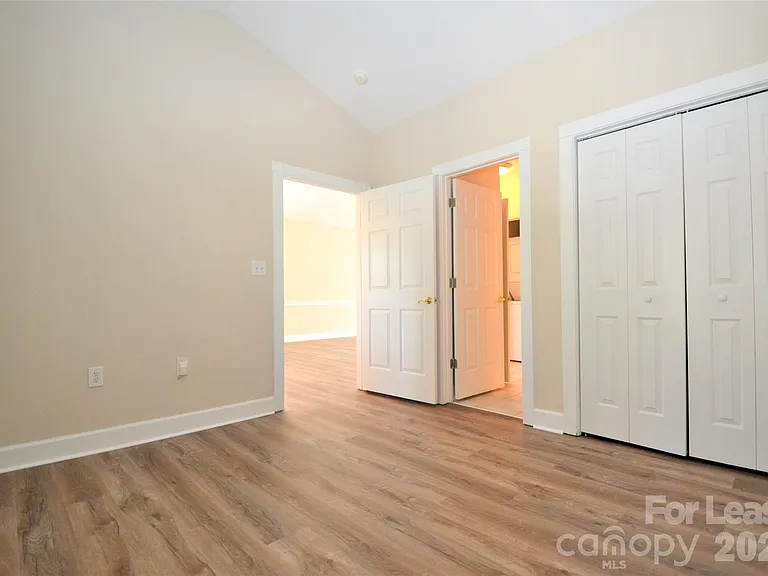 8751 Coralbell Ln — Photo 10