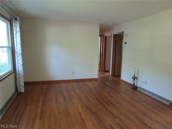 5th image of 76 Blanot St