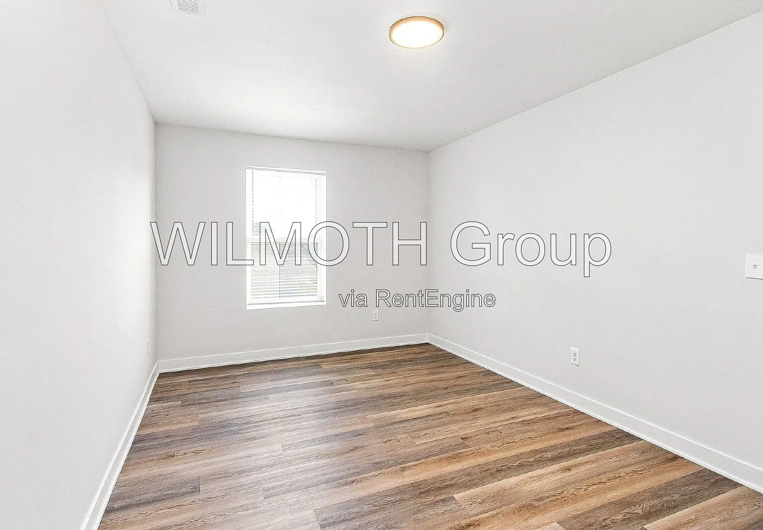 2137 Bellefontaine St — Photo 4