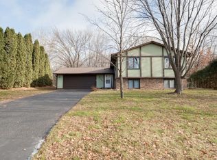 18920 Jordan Trl, Lakeville, MN 55044