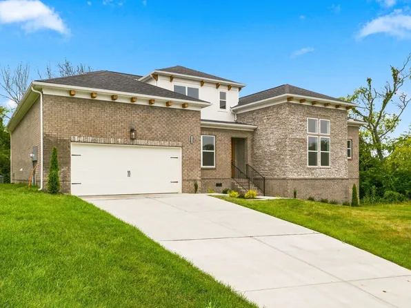 1004 Tiane Trl, Gallatin, TN 37066