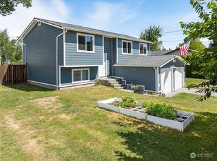 21317 Plaza Dr, Sedro Woolley, WA 98284